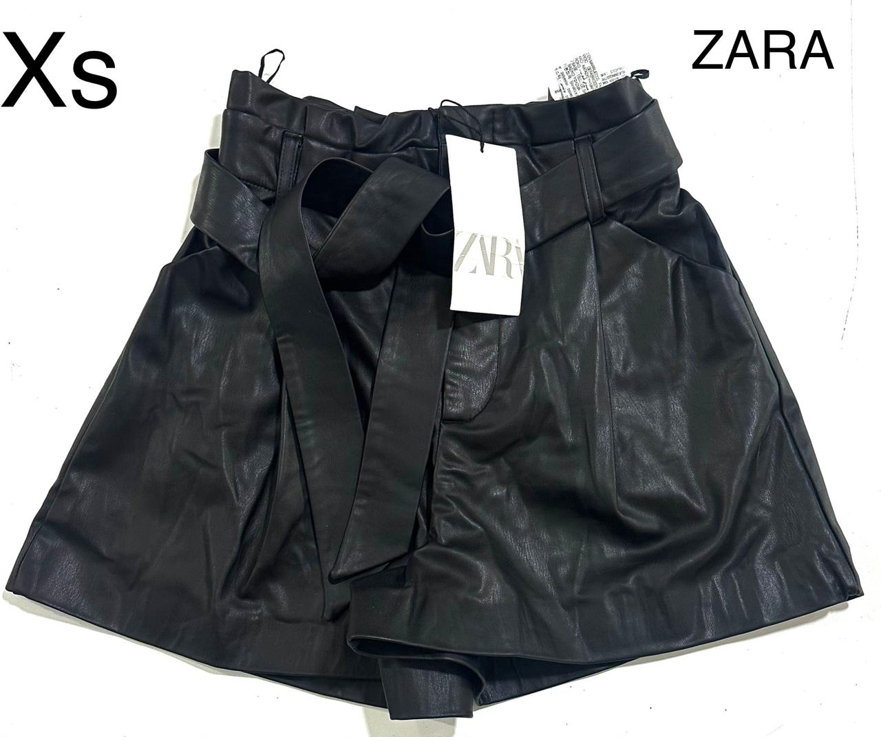 SHORT FEMME